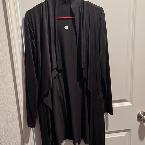 Jackets - Picture 10 of 13